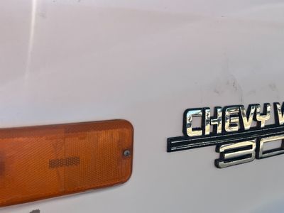 1995 Chevrolet G-SERIES VAN G30