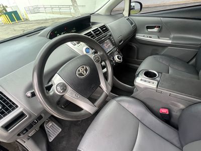 2012 Toyota PRIUS V